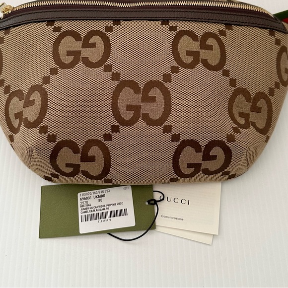 GUCCI Beige Jumbo GG Belt Bag in Canvas and Leather - Picture 3 of 11